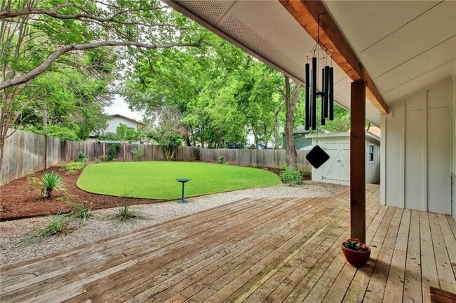 Building Photo - 1708 Ullrich Ave