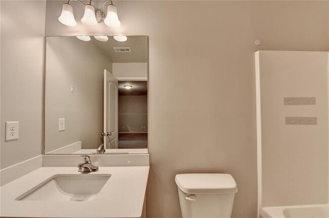 Building Photo - 217 Rockfern Ter