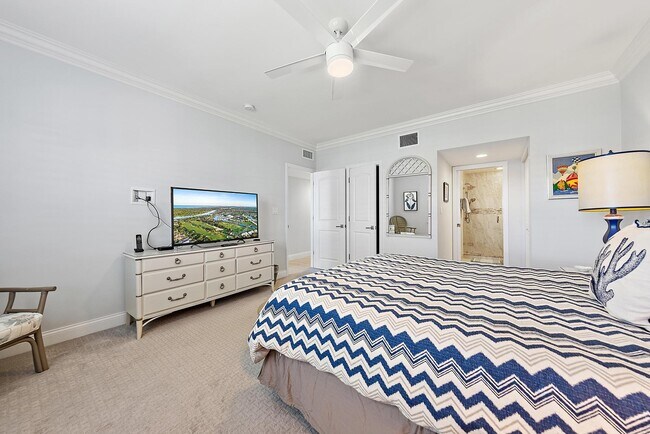 Building Photo - 550 S Ocean Blvd