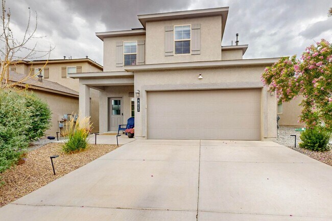 Building Photo - For Rent | Unfurnished Home | 4 Bed / 2.5 Bath | 2 Car Garage | 2-Story | Rio Rancho | Solar