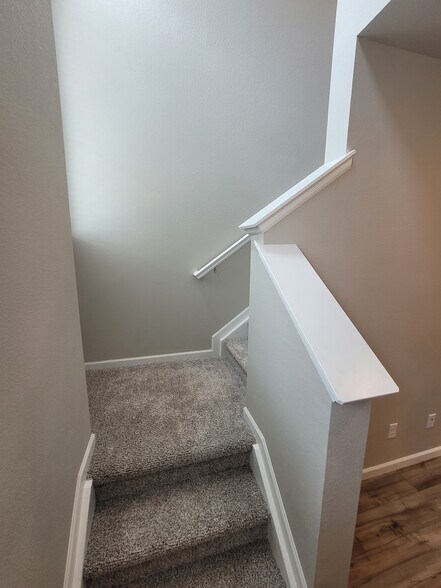 Building Photo - 463 Millwall Cir