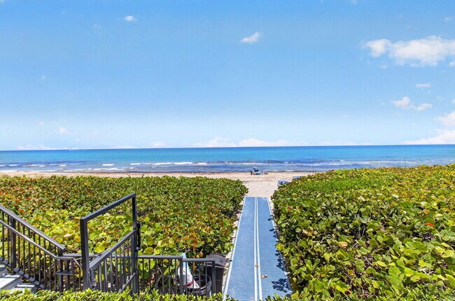 Building Photo - 3009 S Ocean Blvd