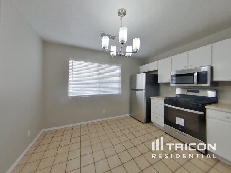 Building Photo - 540 Sedona Meadows Dr NE