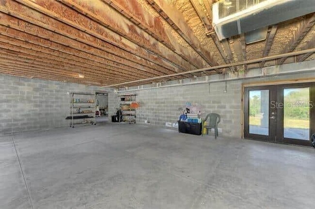 Building Photo - 760 S Oxford Dr