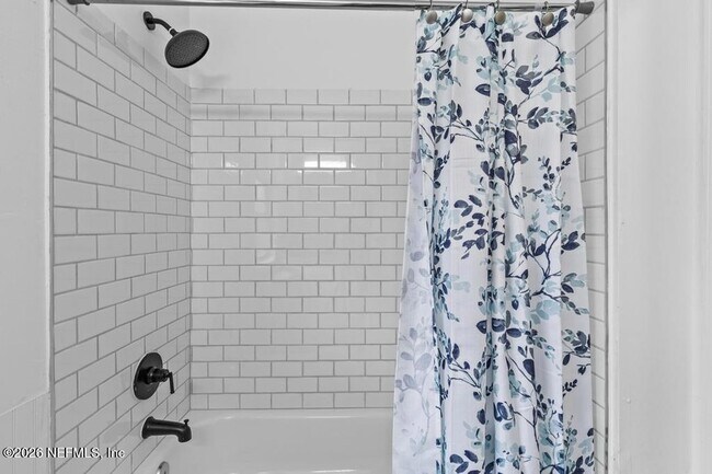 Building Photo - 2770 College St