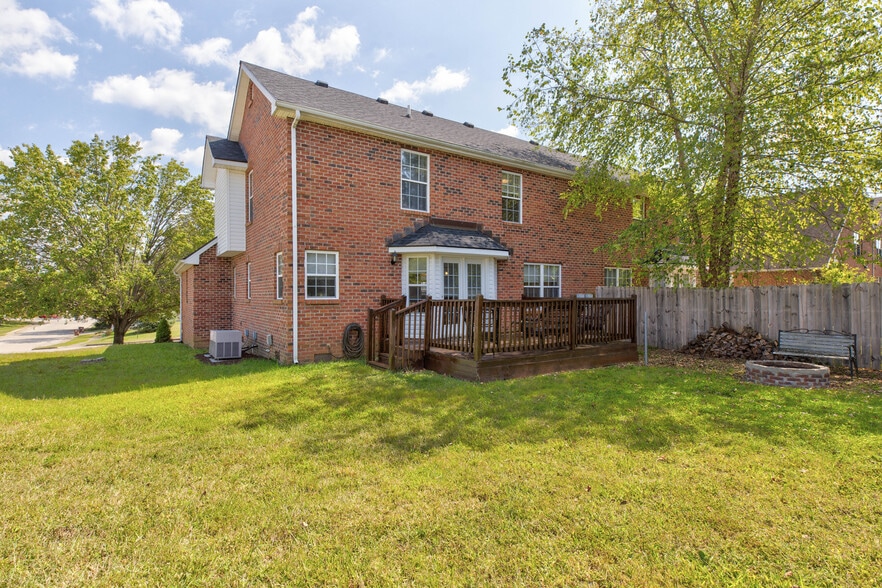 Building Photo - 203 Inverness Ln