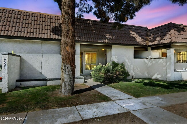 Building Photo - 9001 W Elm St