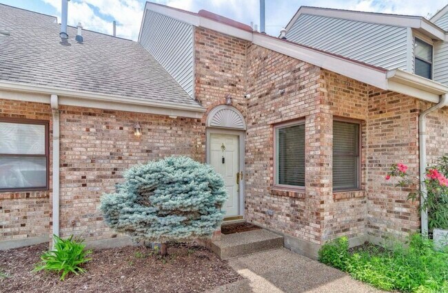 Primary Photo - 1106 Loft Cove