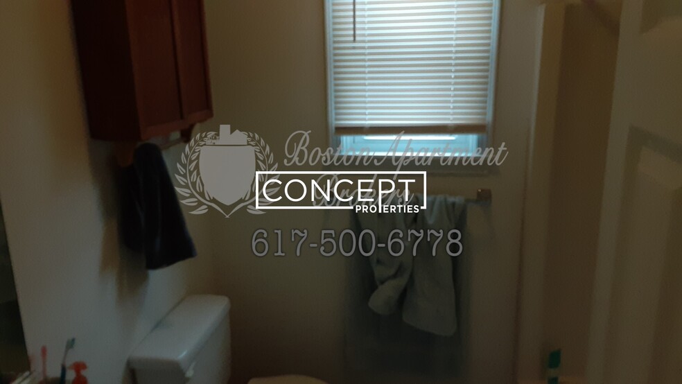 Building Photo - 7 Bynner St