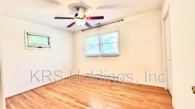 Building Photo - 252 Old Lynchburg Rd
