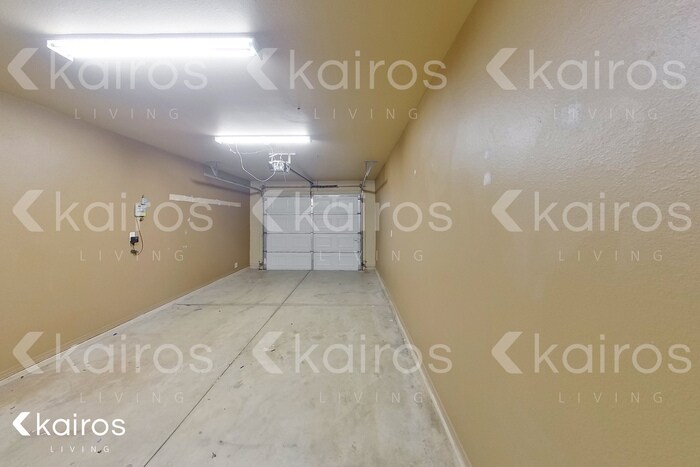 Building Photo - 4518 S Aldredge St