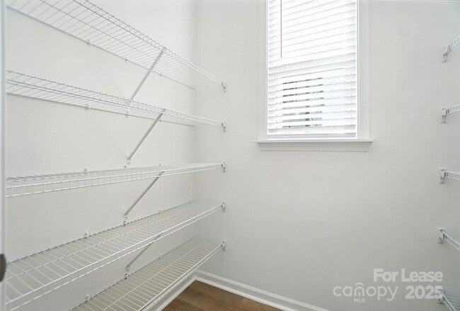 Building Photo - 5033 Westmead Ln