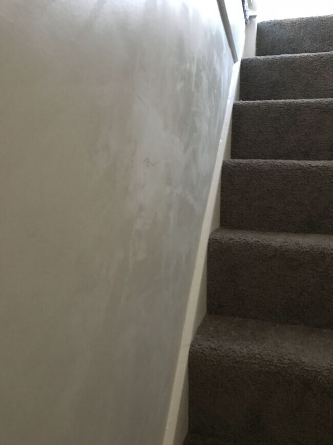 Building Photo - 3 BR, 1 Bath Townhouse - Lawrenceville - TOTALLY UPDATED!