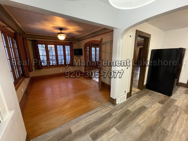 Building Photo - Stunning 3 Bedroom 1.5 Bathroom Home For Rent