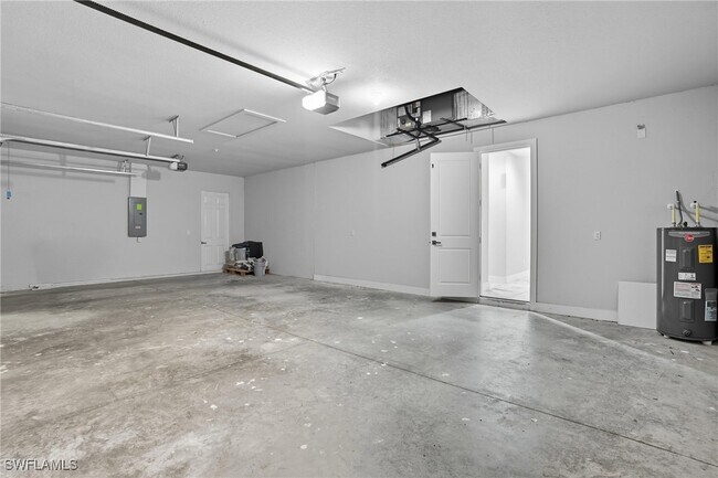 Building Photo - 2314 NW 33rd Pl