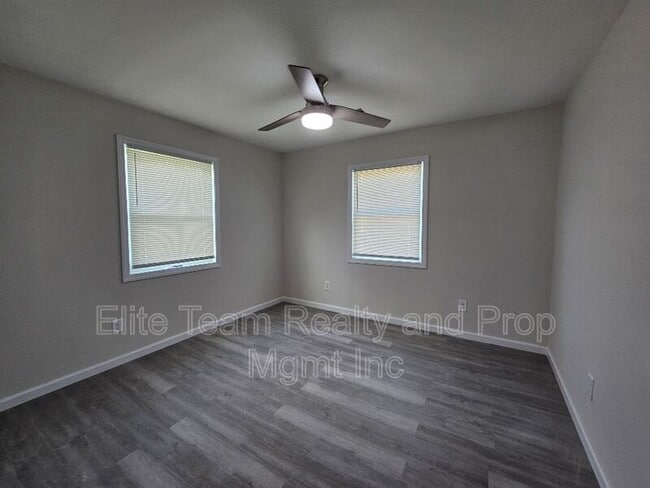 Building Photo - 2507 Moreland St