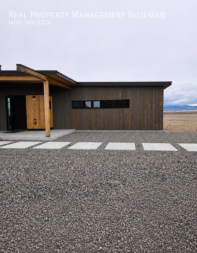 Building Photo - 74 Buffalo Jump Trail
