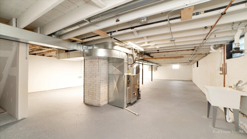 Building Photo - 11460 73rd Pl