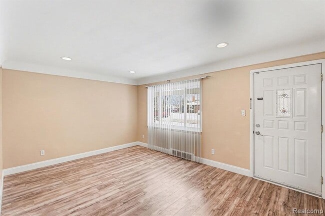 Building Photo - 34052 Viceroy Dr