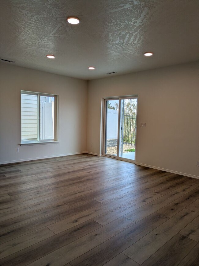 Building Photo - 6364 W 36th Pl