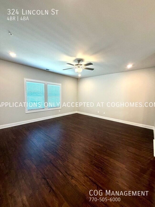 Building Photo - 324 Lincoln St