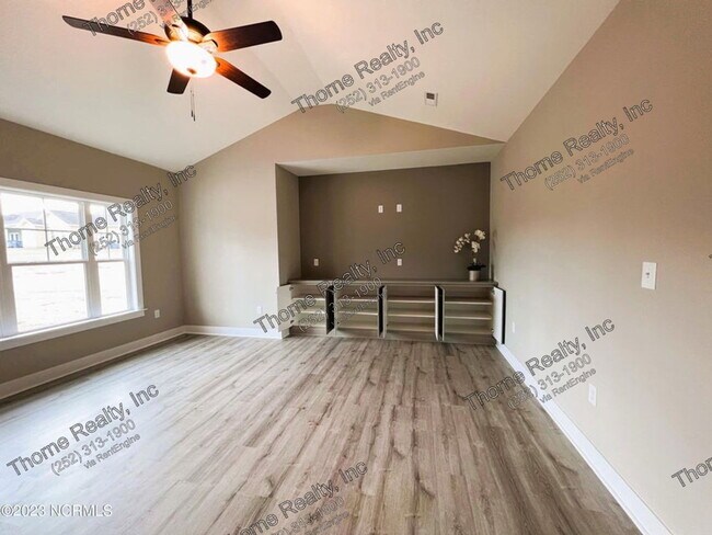 Building Photo - 36 B P Ct
