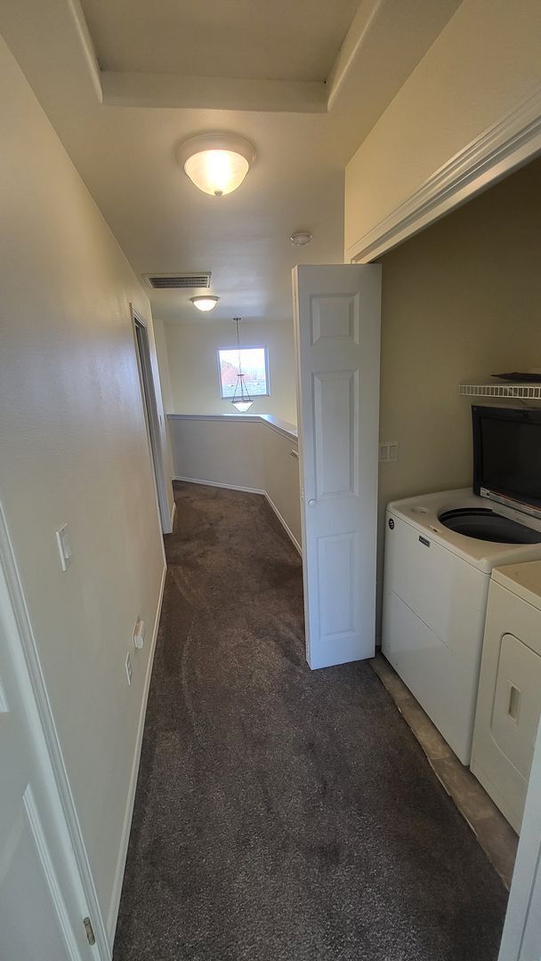 Building Photo - 1383 SW 27th St