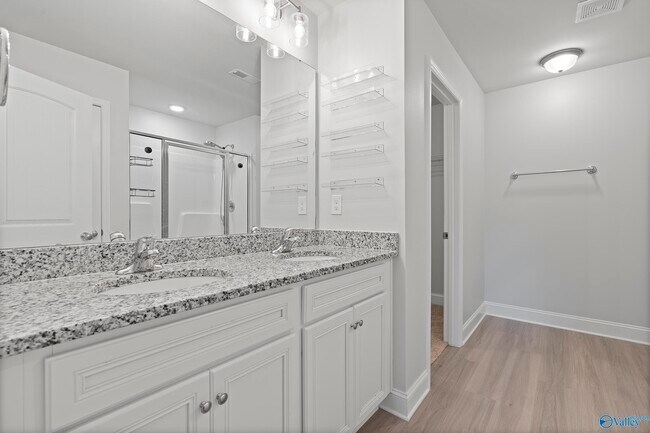 Building Photo - 157 Cherry Laurel Dr
