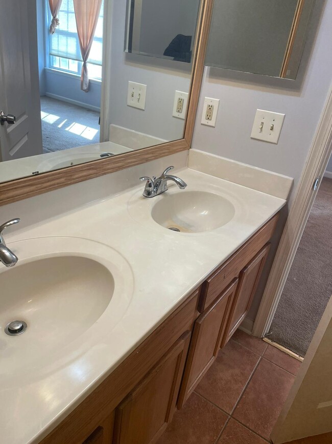 MASTER'S HIS/HER SINK - 16304 Elkhorn Ln