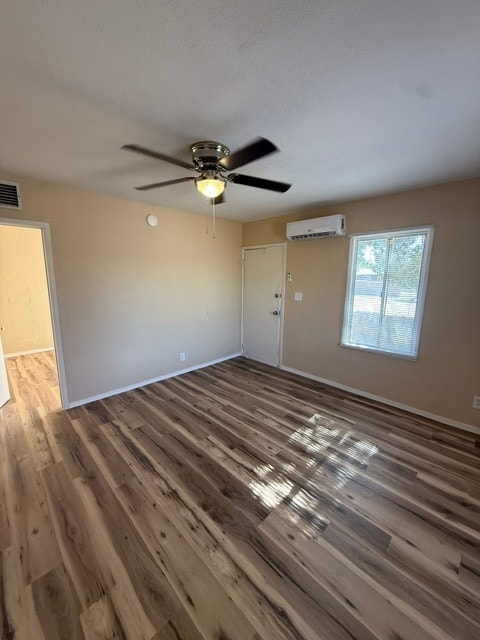 Building Photo - Townhome For Rent