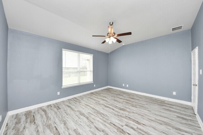 Building Photo - 931 Barstow Dr