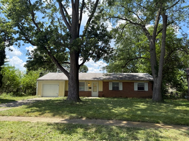 Primary Photo - Charming 3 beds 2 baths in Columbus!