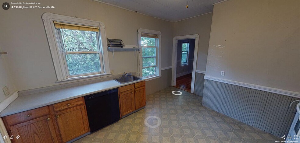 Building Photo - 296 Highland Ave