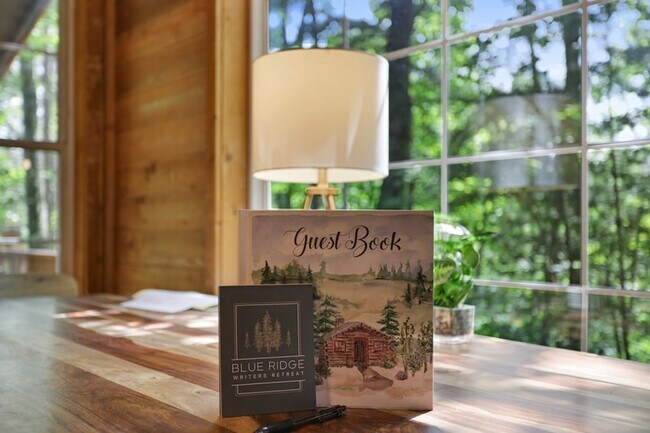 Building Photo - 166 Nantahala Pass Rd