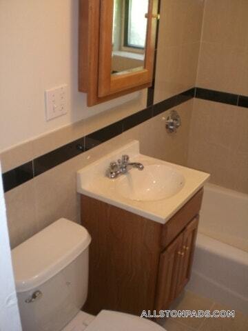 Building Photo - 4 President Terrace