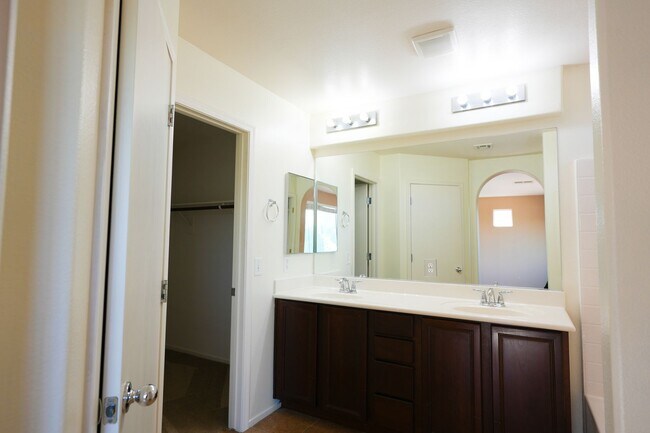 Building Photo - 7958 Valladolid Ave
