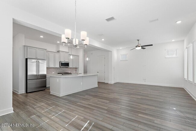 Building Photo - 116 Alston Dr