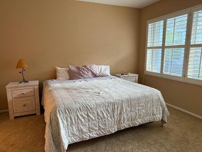 Building Photo - 328 W Coral Trace Cir