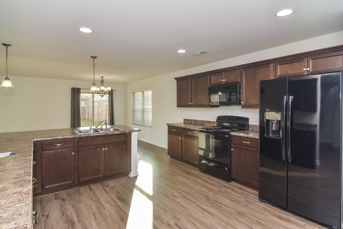 Building Photo - 111 Winstead Cir