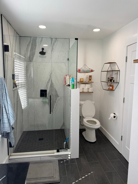 Building Photo - 8101 Freeze Rd