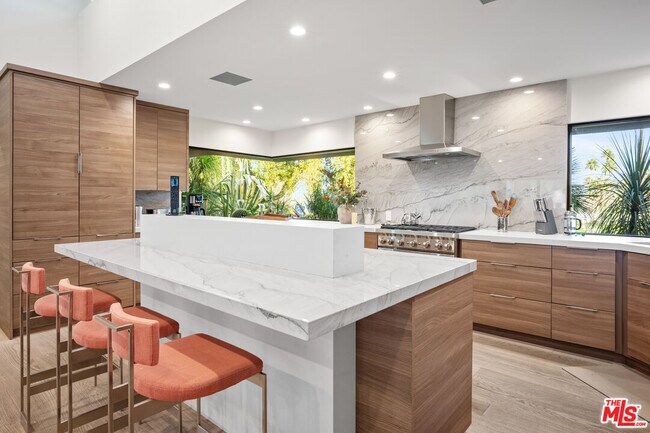 Building Photo - 70461 Boothill Rd