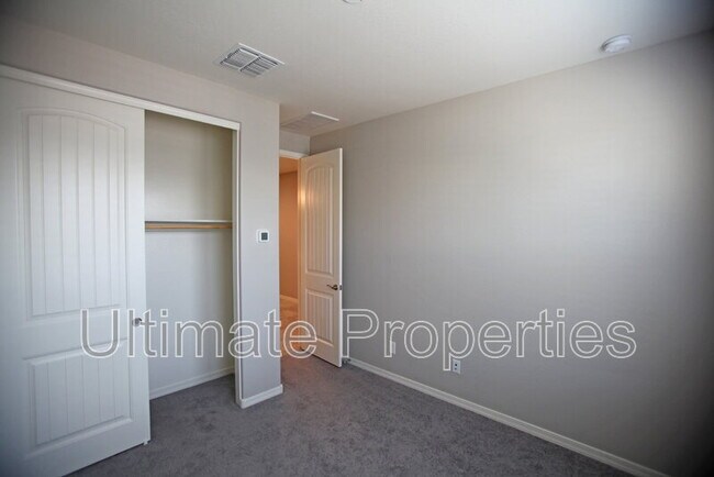 Building Photo - 14563 W Dahlia Dr