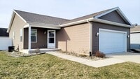 Building Photo - 1533 Tall Grass Prairie Dr