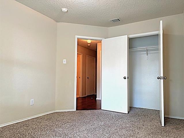 Building Photo - 9805 Nixon Dr