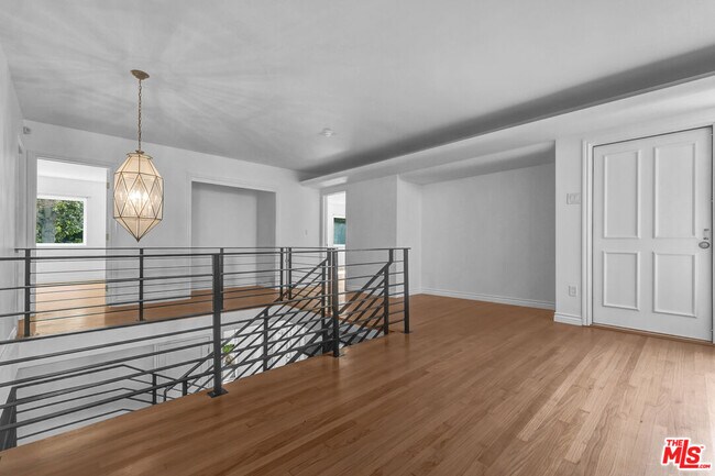 Building Photo - 1801 Buckingham Rd