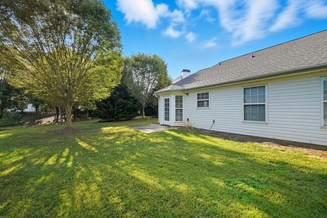 Building Photo - 273 Cottonwood Creek Cir