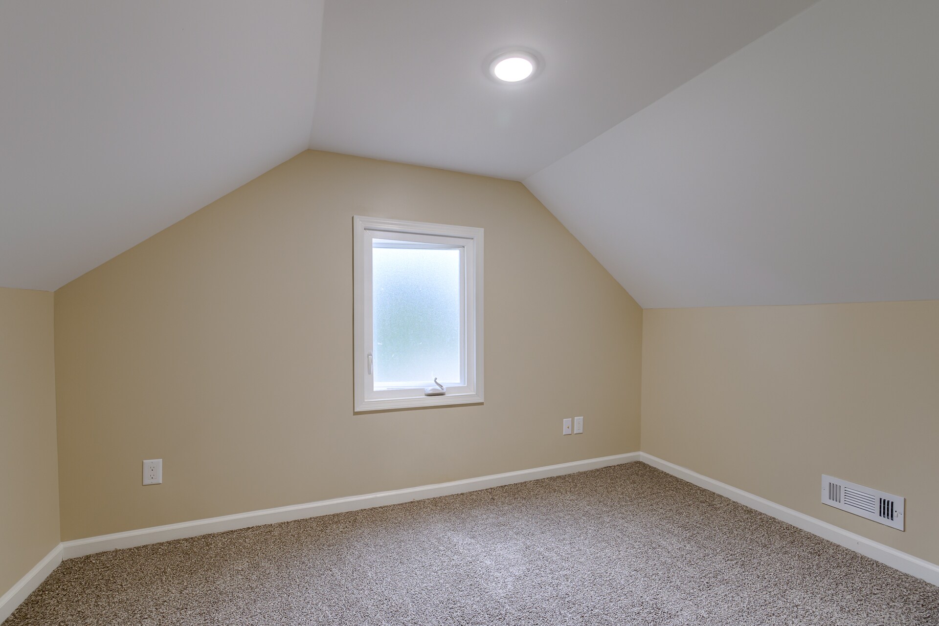 Building Photo - 1517 Z St
