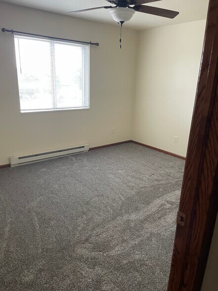 Building Photo - 1105 Windstar St