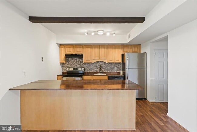 Building Photo - 1041 Brixton Ct