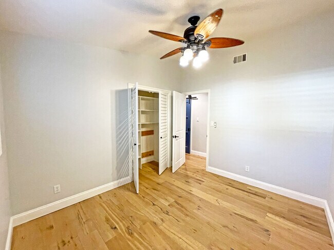 Building Photo - 4720 Emerald St